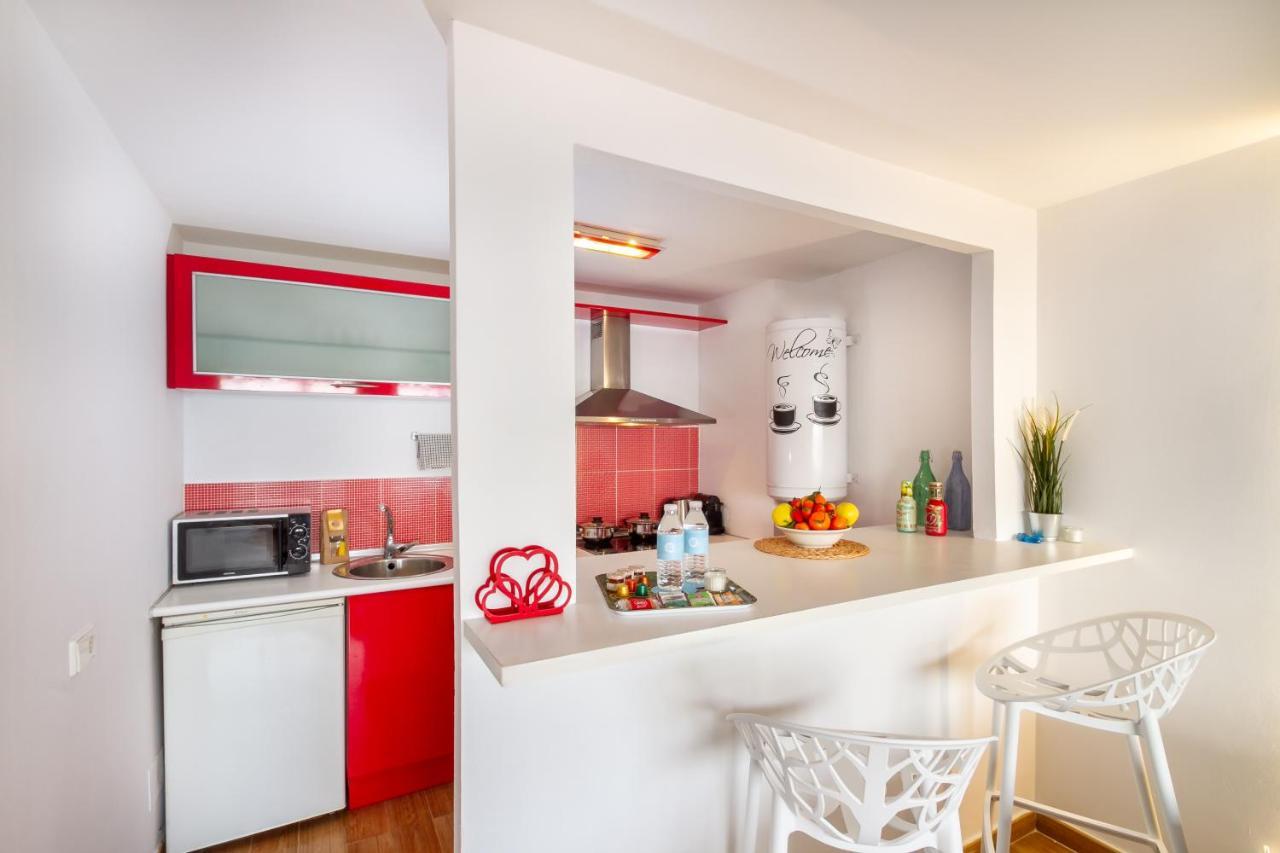 Marbella Banus Suites - Marbella Beach Front Suite Apartment المظهر الخارجي الصورة